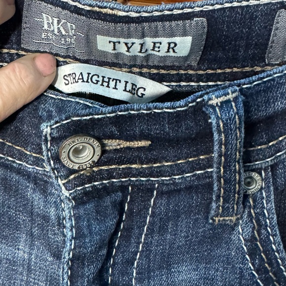 Men’s BKE Tyler Straight Leg Jeans, size 31L - Picture 5 of 6